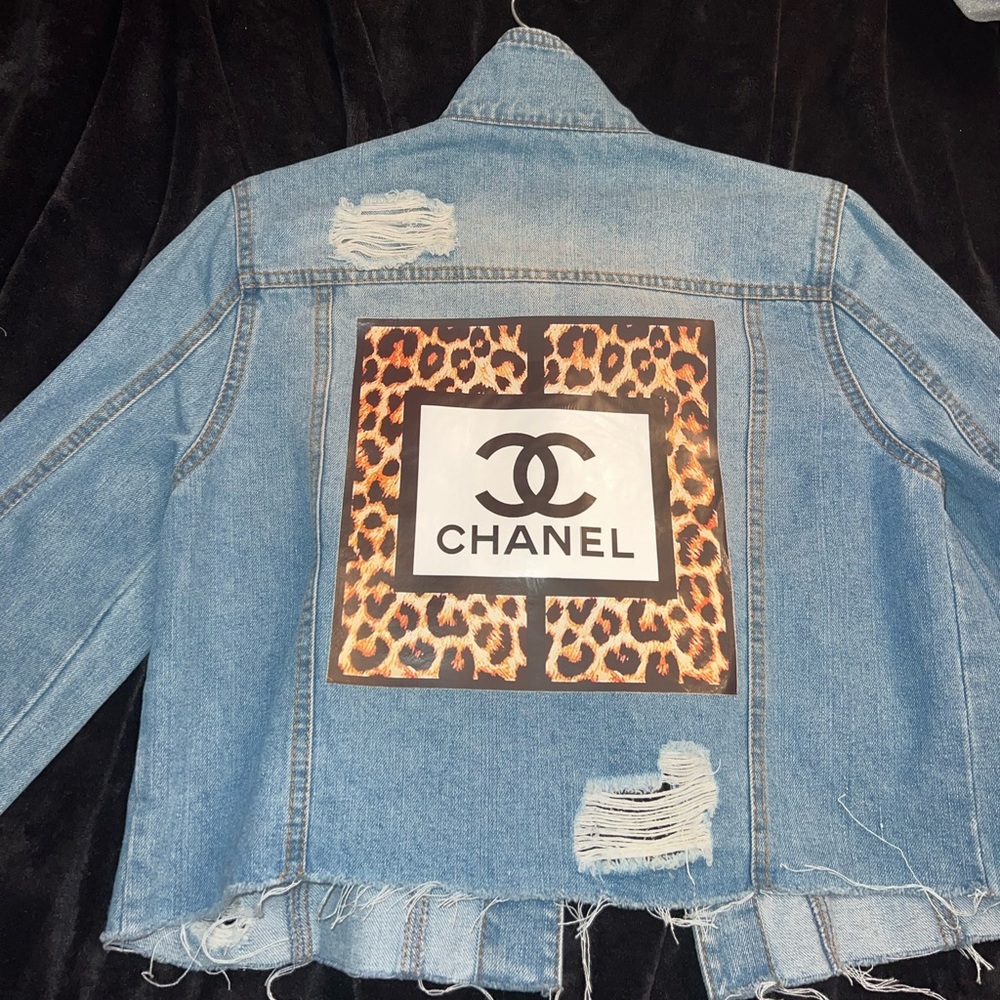 Boutique Chanel jean jacket